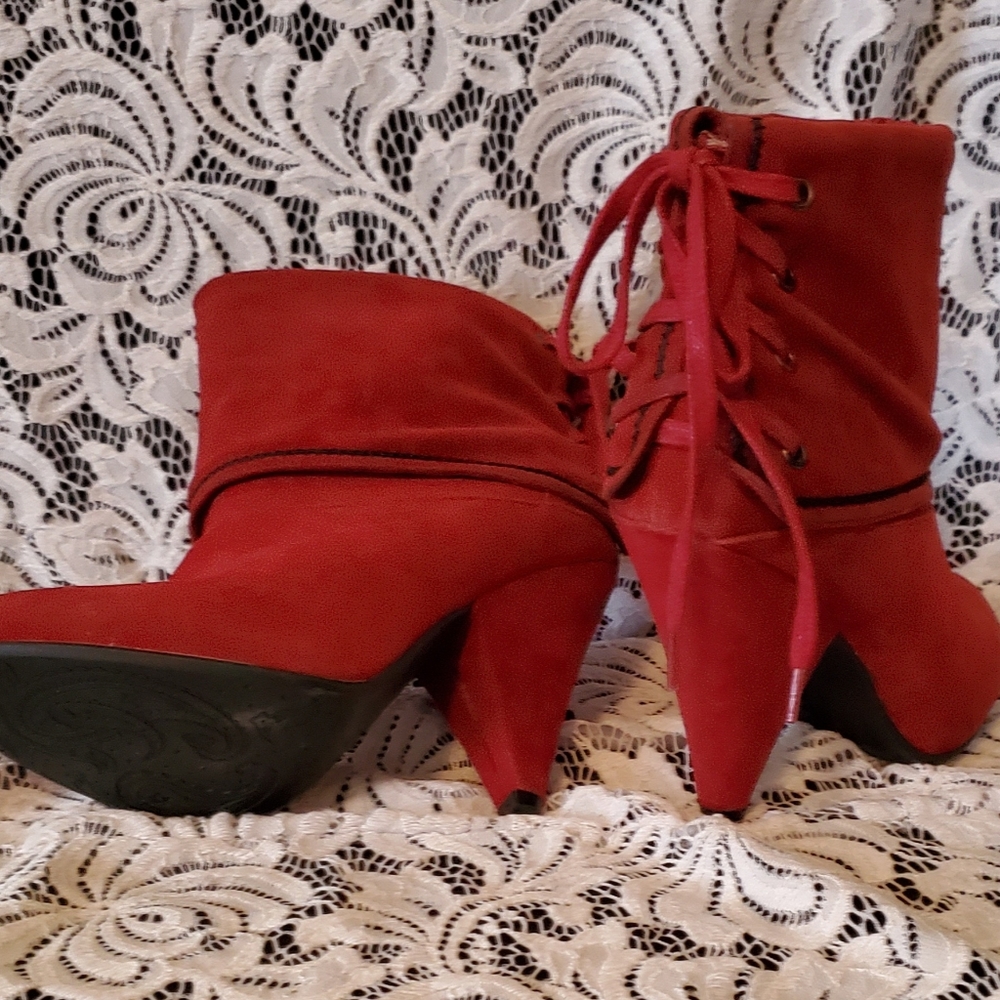 Doll House red suede ankle boots size 6